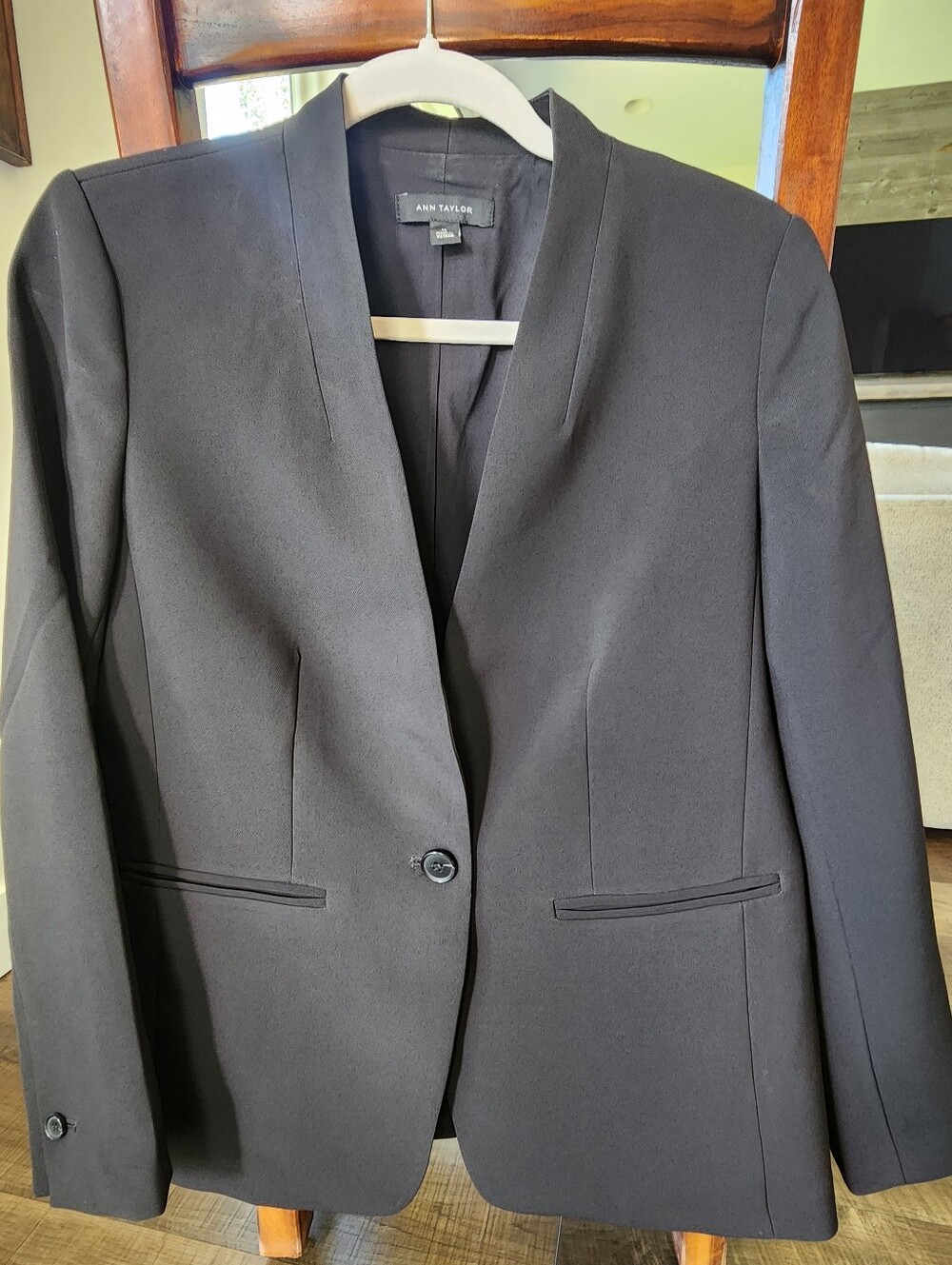 Ann Taylor Black Collarless Single-Button Blazer